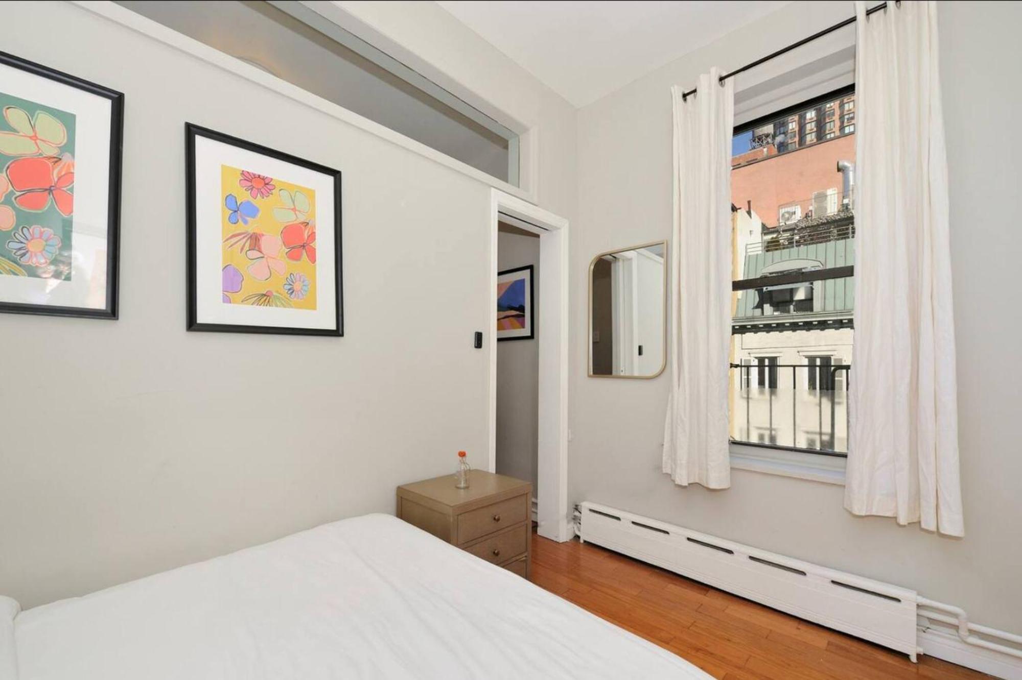 Urban Sunshine Cozy 1-Bedroom In Nycs Heart ニューヨーク エクステリア 写真